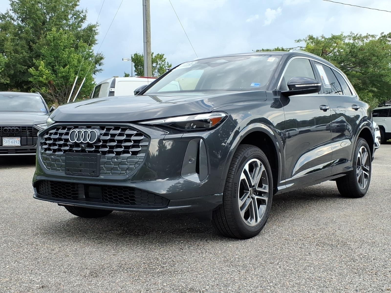 Tambora Gray Metallic 2025 Audi Q5 SUV / Crossover All-Wheel Drive Automatic