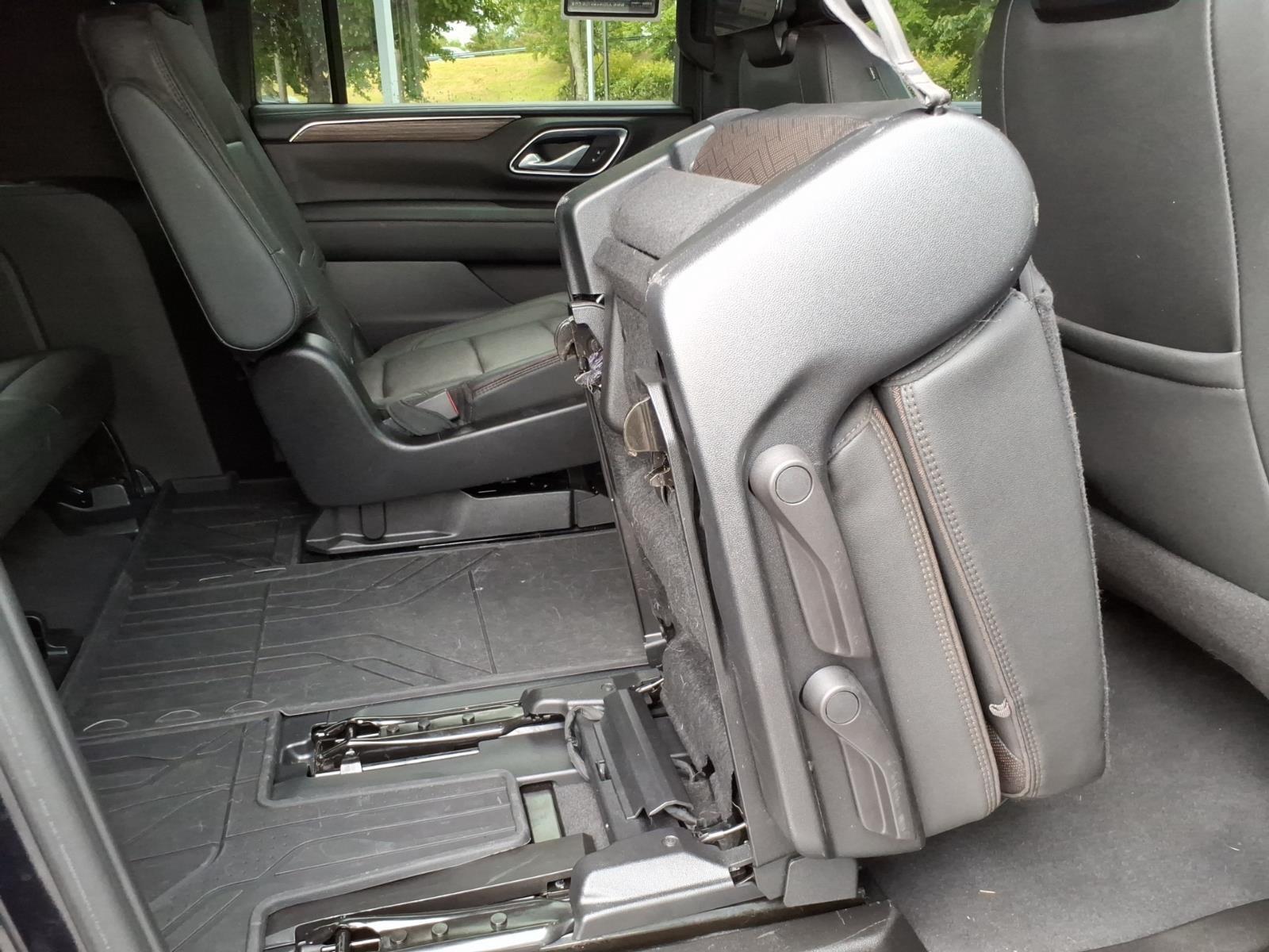 Used 2024 Midnight Blue Metallic Chevrolet High Country image 32