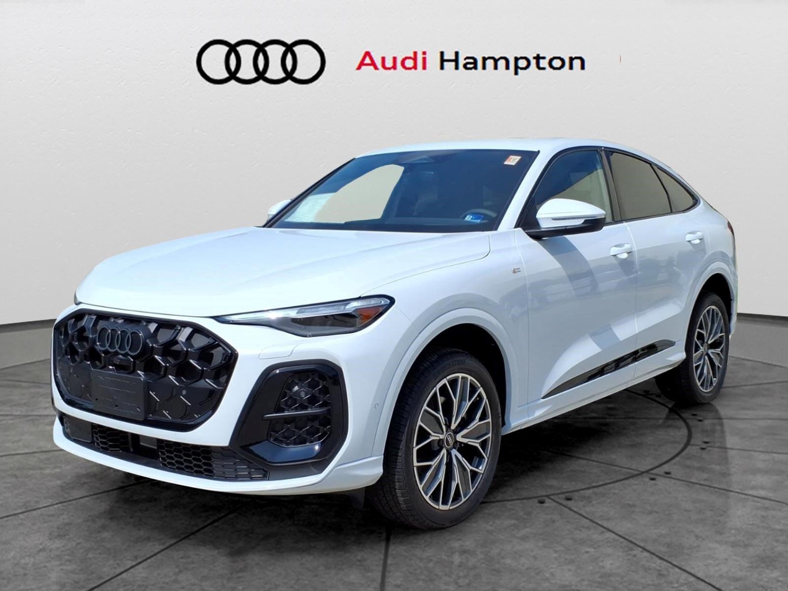 Glacier White Metallic 2026 Audi Q5 Sportback Sedan All-Wheel Drive Automatic