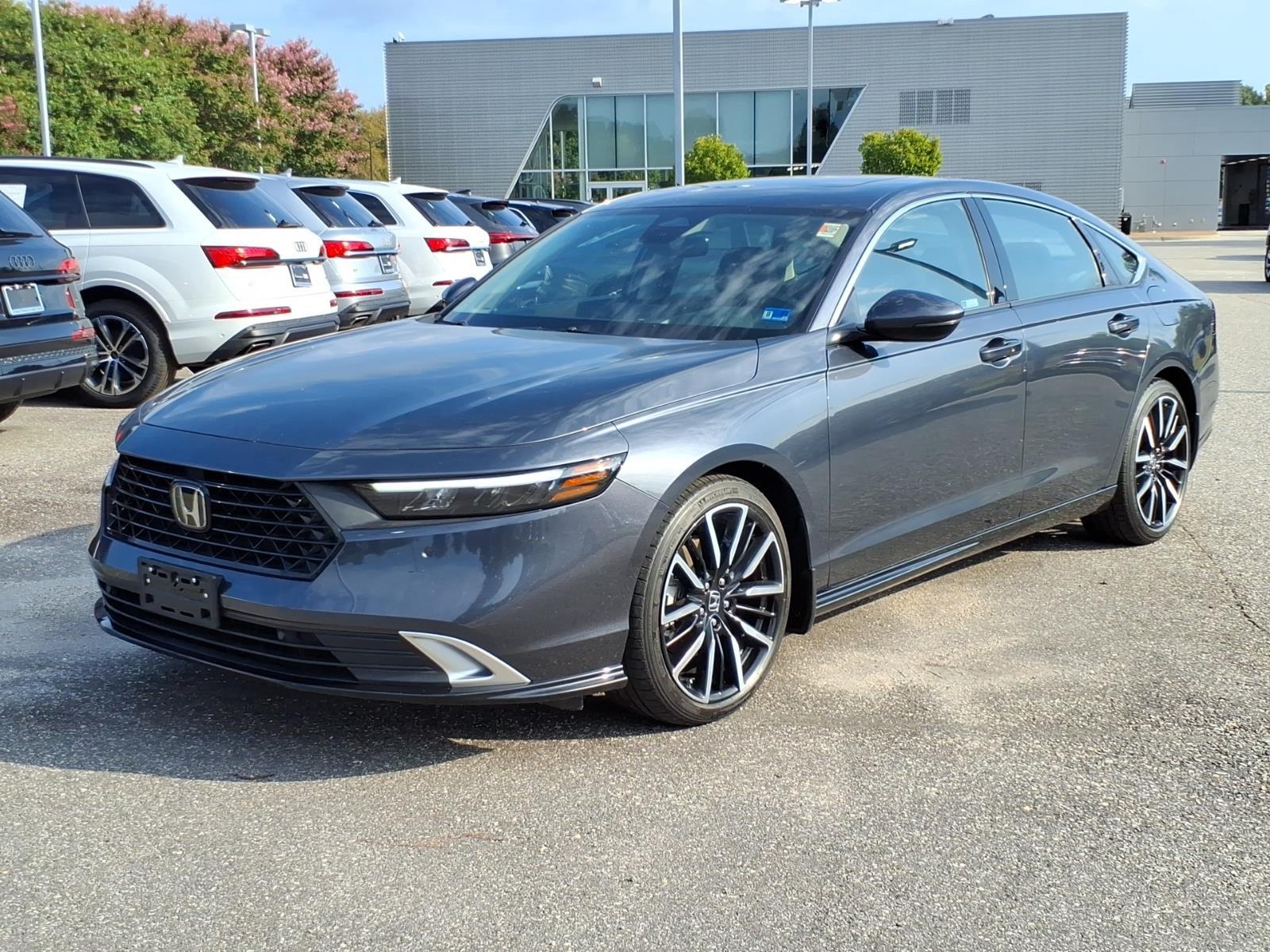 Meteorite Gray Metallic 2023 Honda Accord Hybrid Sedan Front-Wheel Drive Continuously Variable Transmission