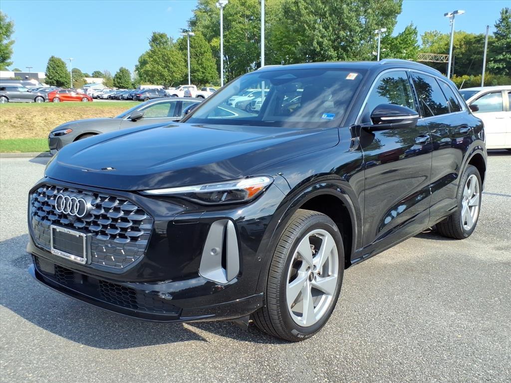  2025 Audi Q5 quattro Premium Plus 40 TFSI   