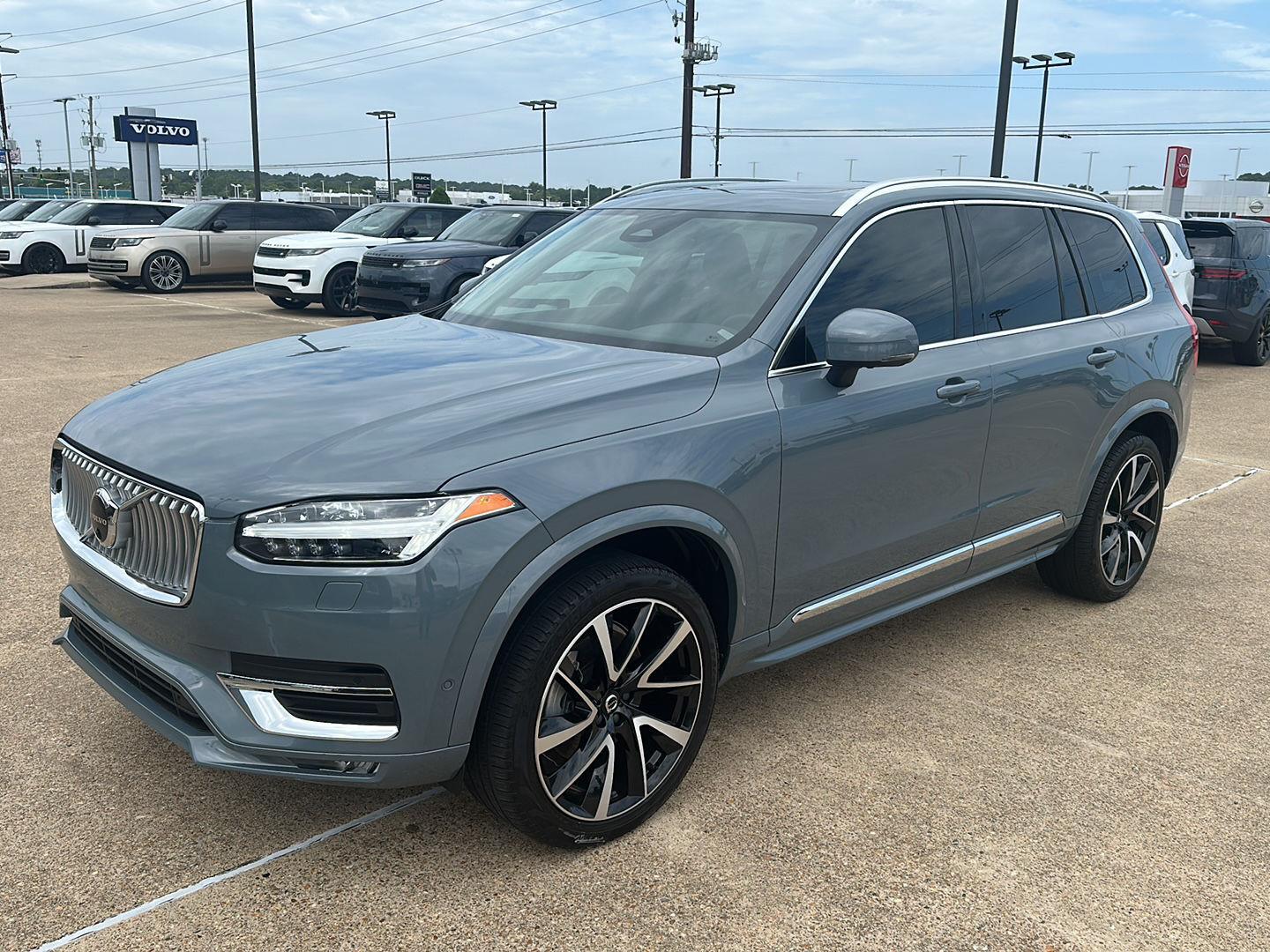 Gray (Thunder Grey Metallic) 2023 Volvo XC90 SUV / Crossover All-Wheel Drive Automatic