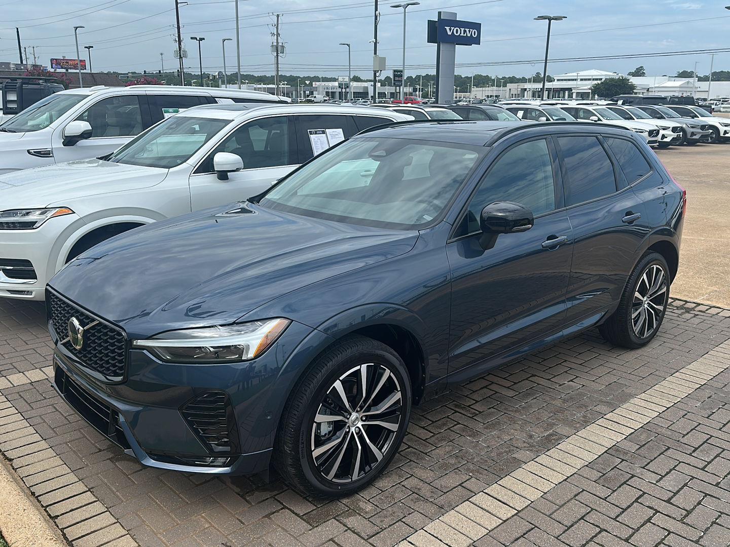 Denim Blue Metallic 2025 Volvo XC60 SUV / Crossover All-Wheel Drive Automatic