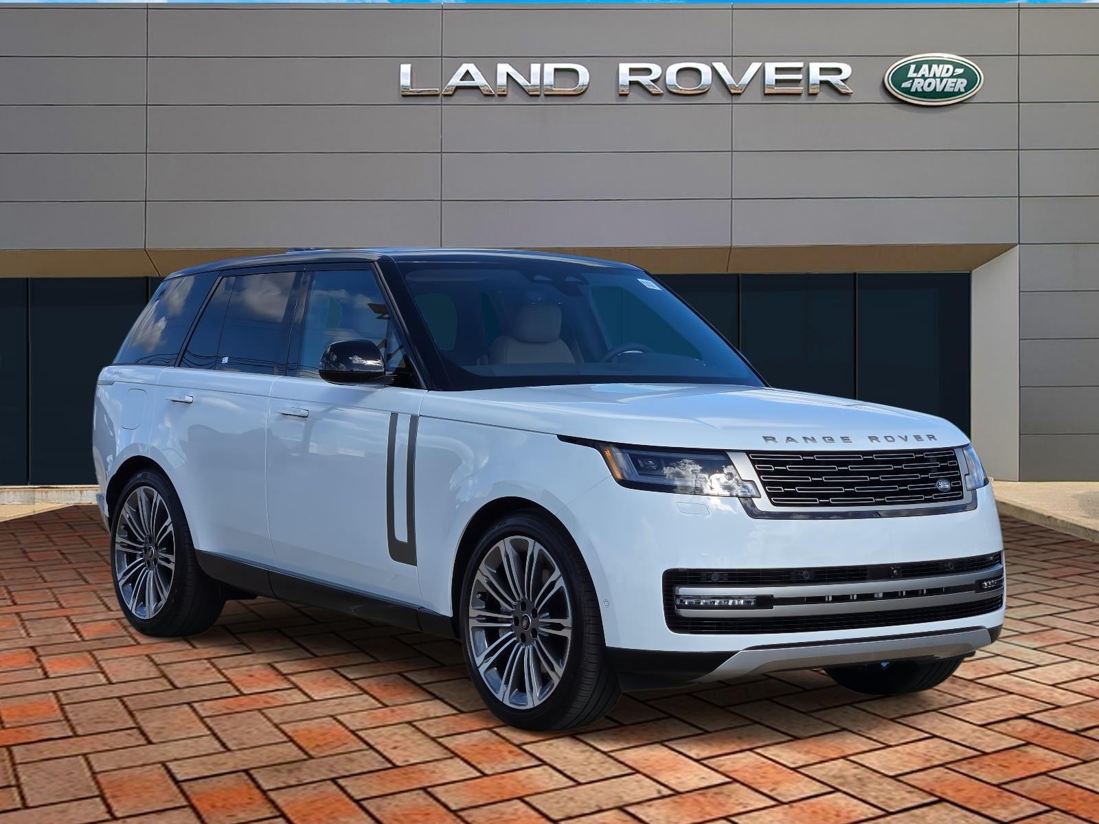 Fuji White 2025 Land Rover Range Rover P530 SE AWD SUV / Crossover All-Wheel Drive Automatic