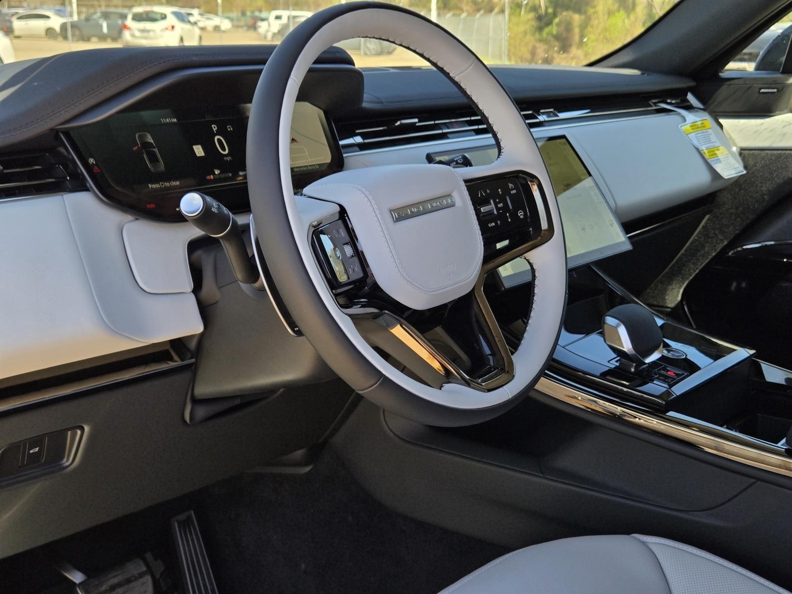 New 2026 Varesine Blue Metallic Land Rover Dynamic SE image 25
