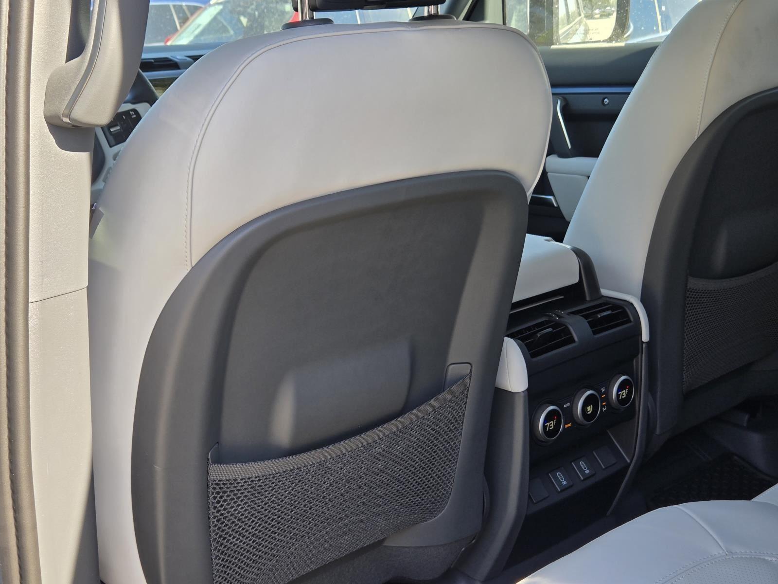 New 2026 Tasman Blue Metallic Land Rover X-Dynamic SE image 30