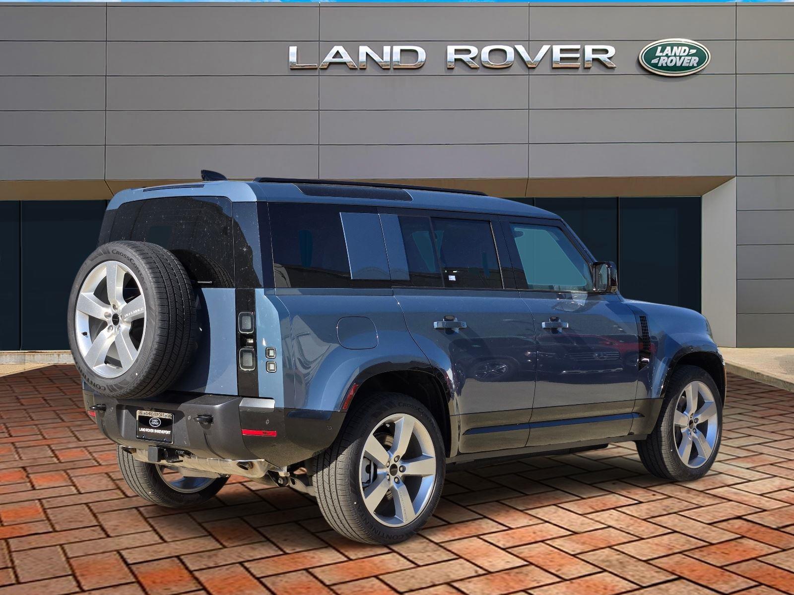 New 2026 Tasman Blue Metallic Land Rover X-Dynamic SE image 6