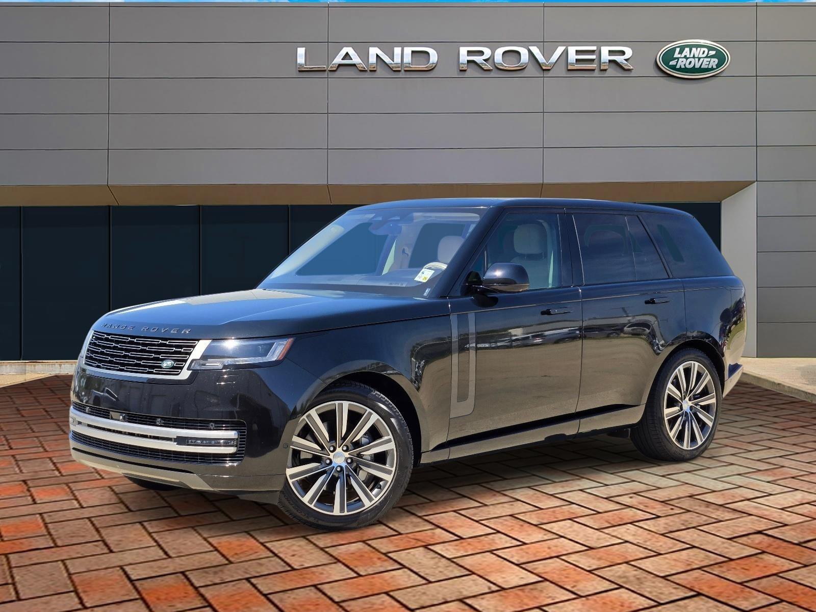 Santorini Black Metallic 2023 Land Rover Range Rover P400 SE AWD SUV / Crossover All-Wheel Drive Automatic