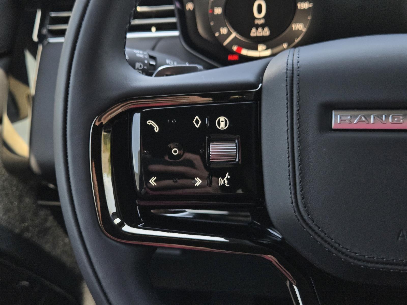 New 2026 Fuji White Land Rover Dynamic SE image 15
