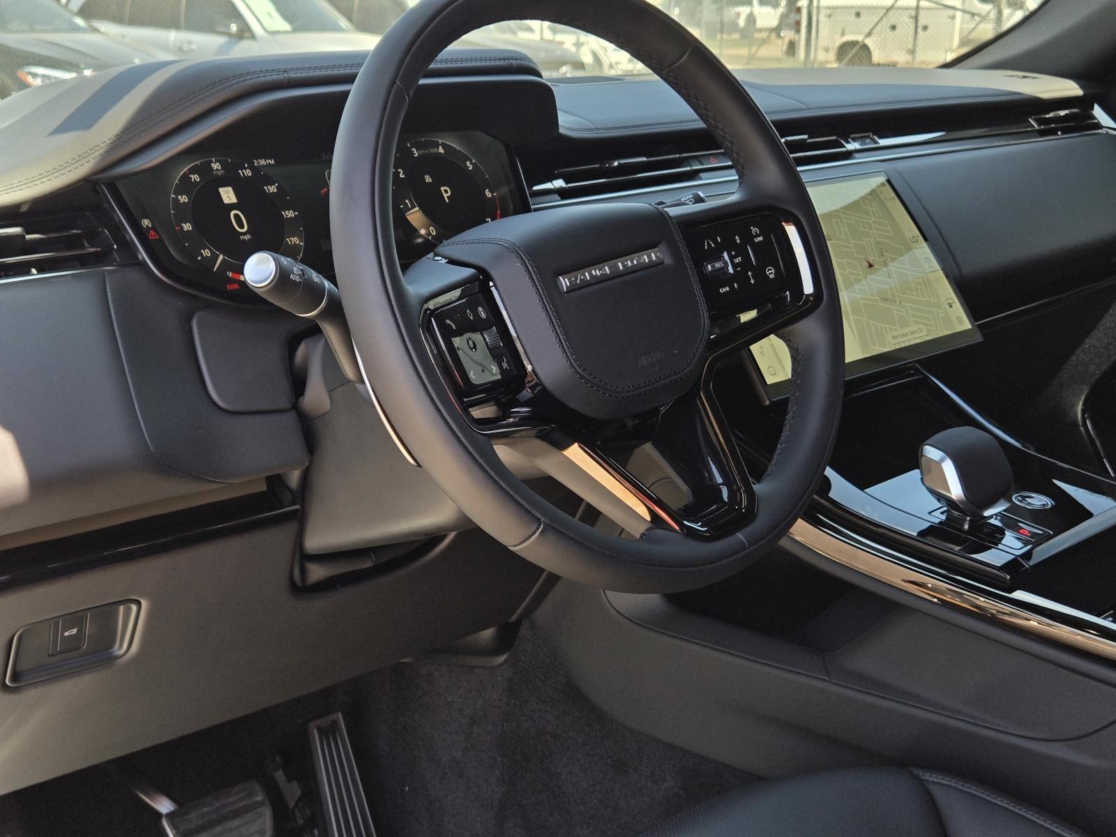 New 2026 Fuji White Land Rover Dynamic SE image 28