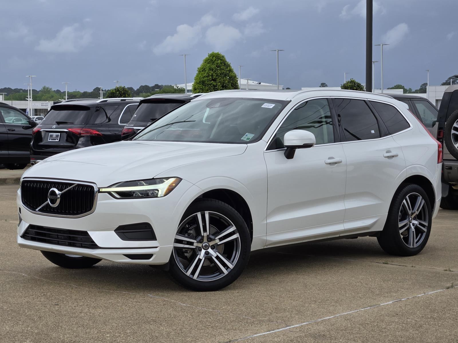 Crystal White Metallic 2020 Volvo XC60 T5 Momentum SUV / Crossover Front-Wheel Drive Automatic