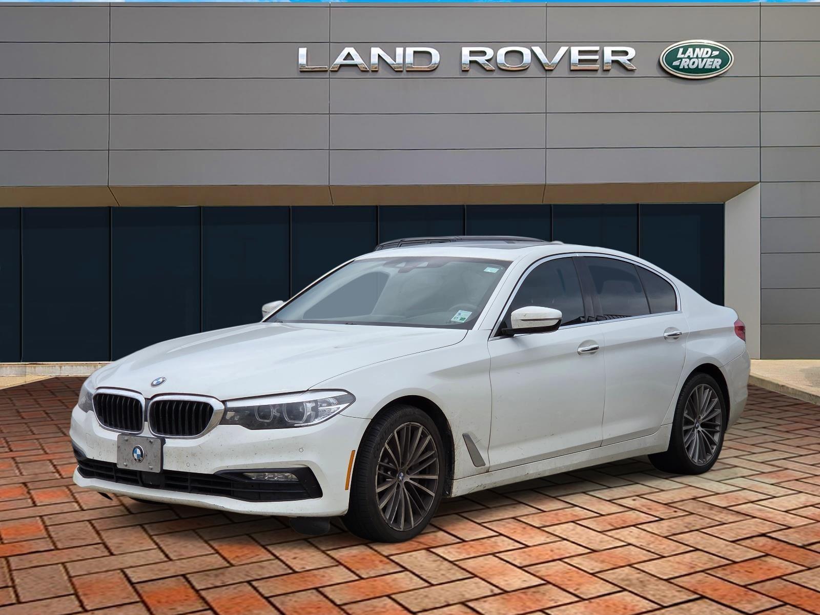 2018 BMW 5 Series 530i Sedan RWD Blanco (Mineral White Metallic) Sedán Tracción trasera Automática