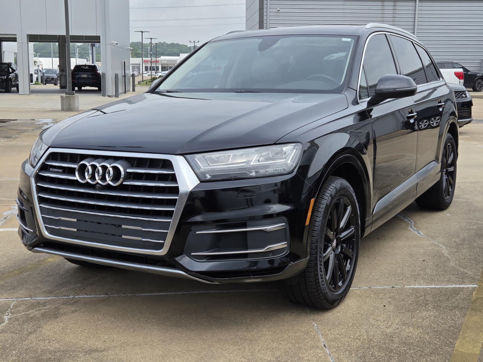 ORCA BLACK METALLIC 2019 Audi Q7 SUV / Crossover  