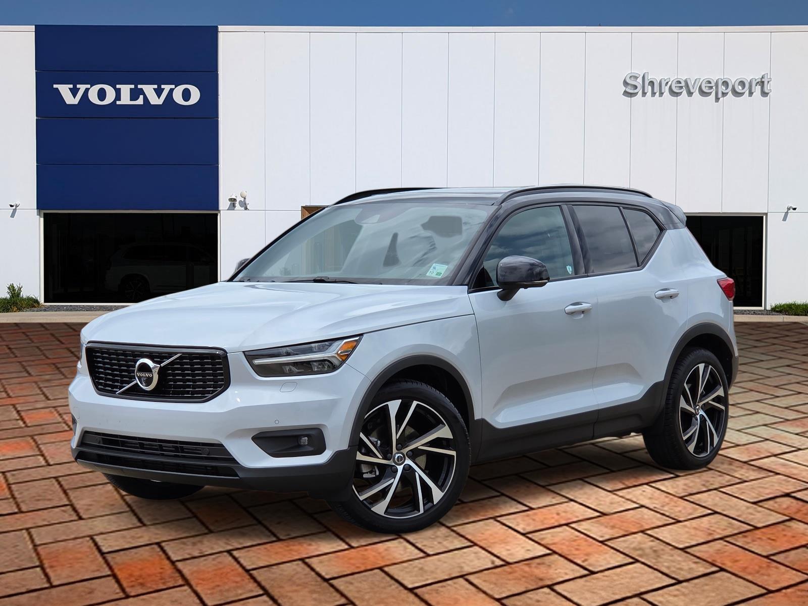 2021 Volvo XC40 T5 R-Design AWD