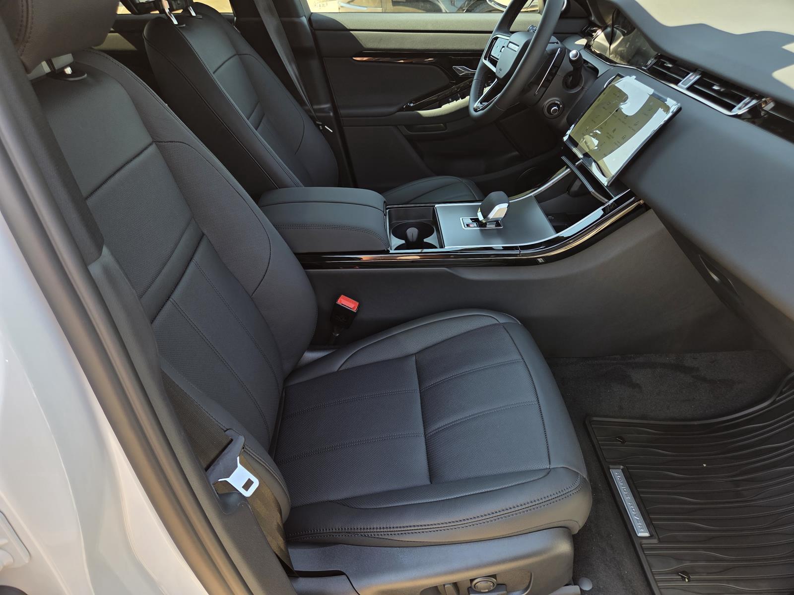 New 2026 Fuji White Land Rover Core S image 40