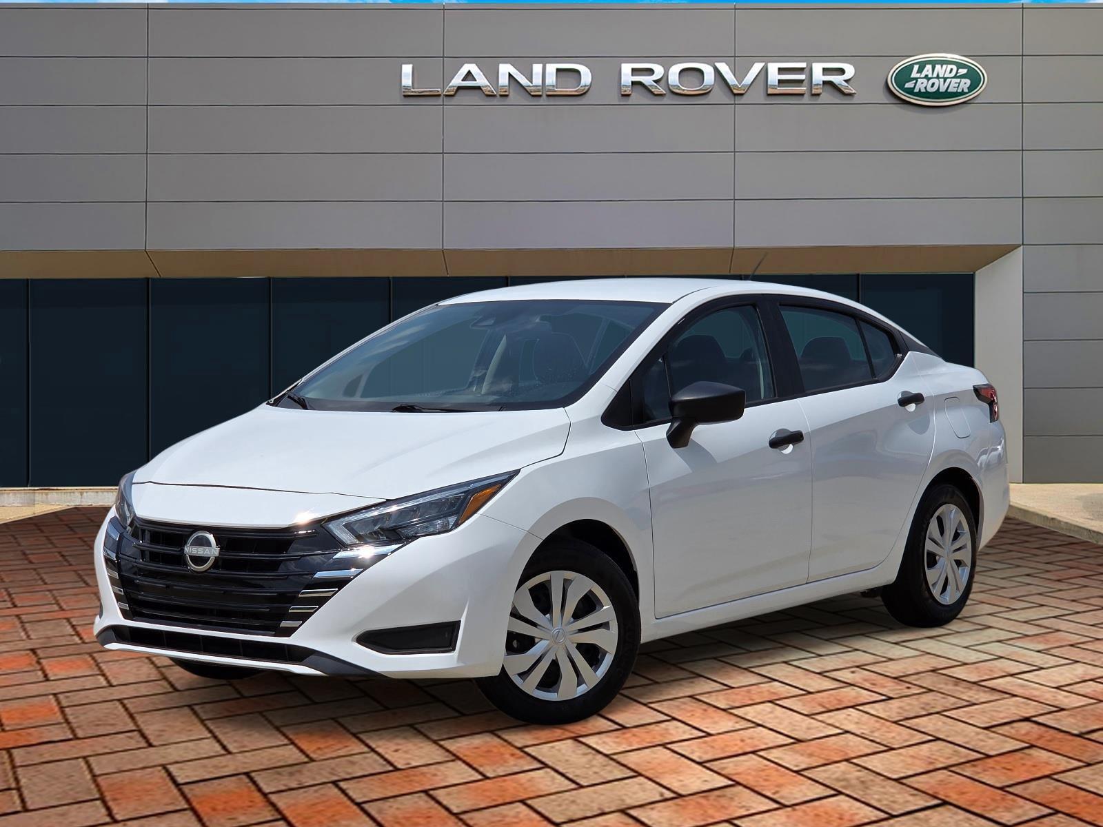 White (Fresh Powder) 2025 Nissan Versa Sedan Front-Wheel Drive Manual