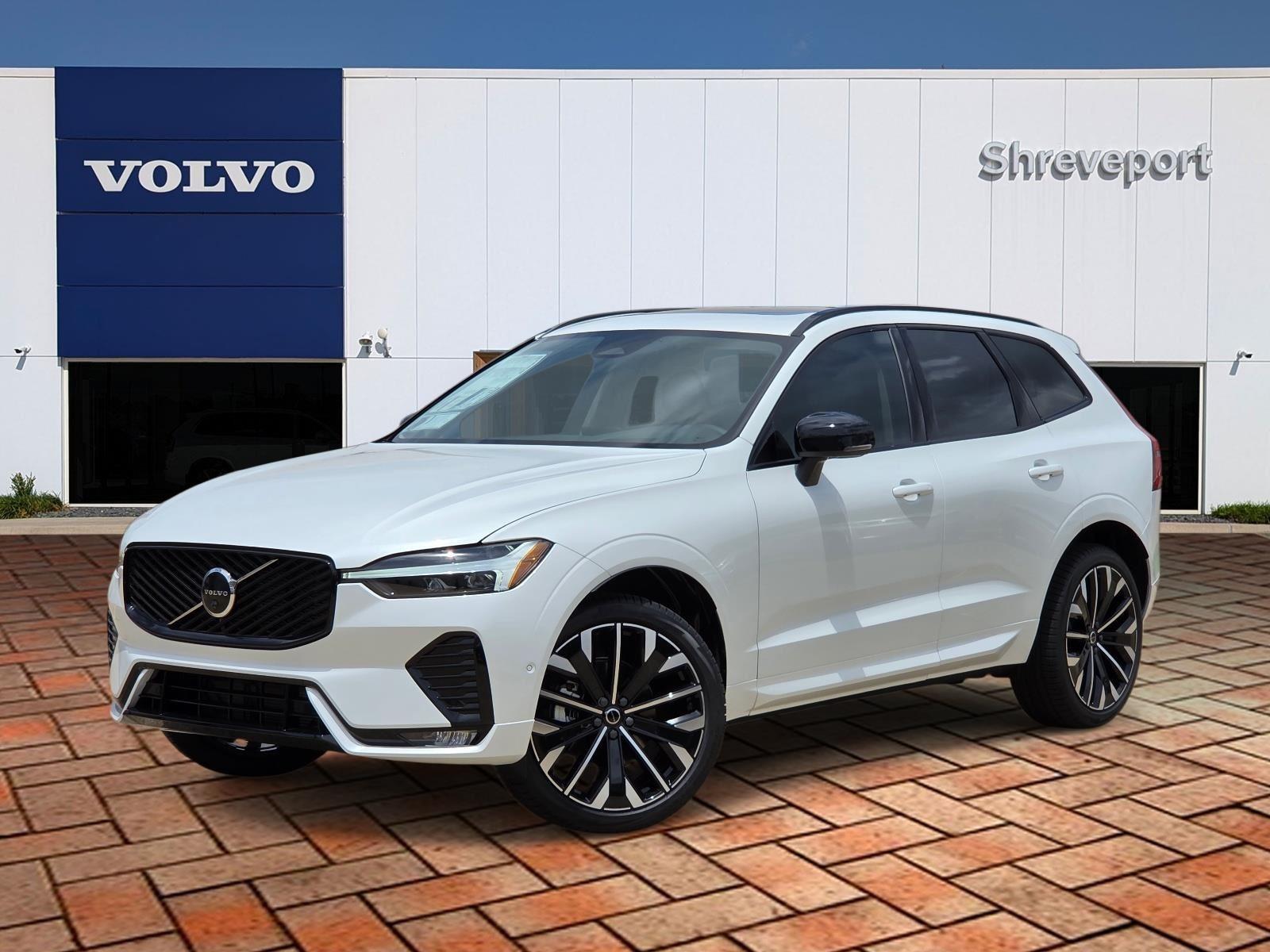 Crystal White Metallic 2026 Volvo XC60 B5 Ultra AWD SUV / Crossover All-Wheel Drive Automatic