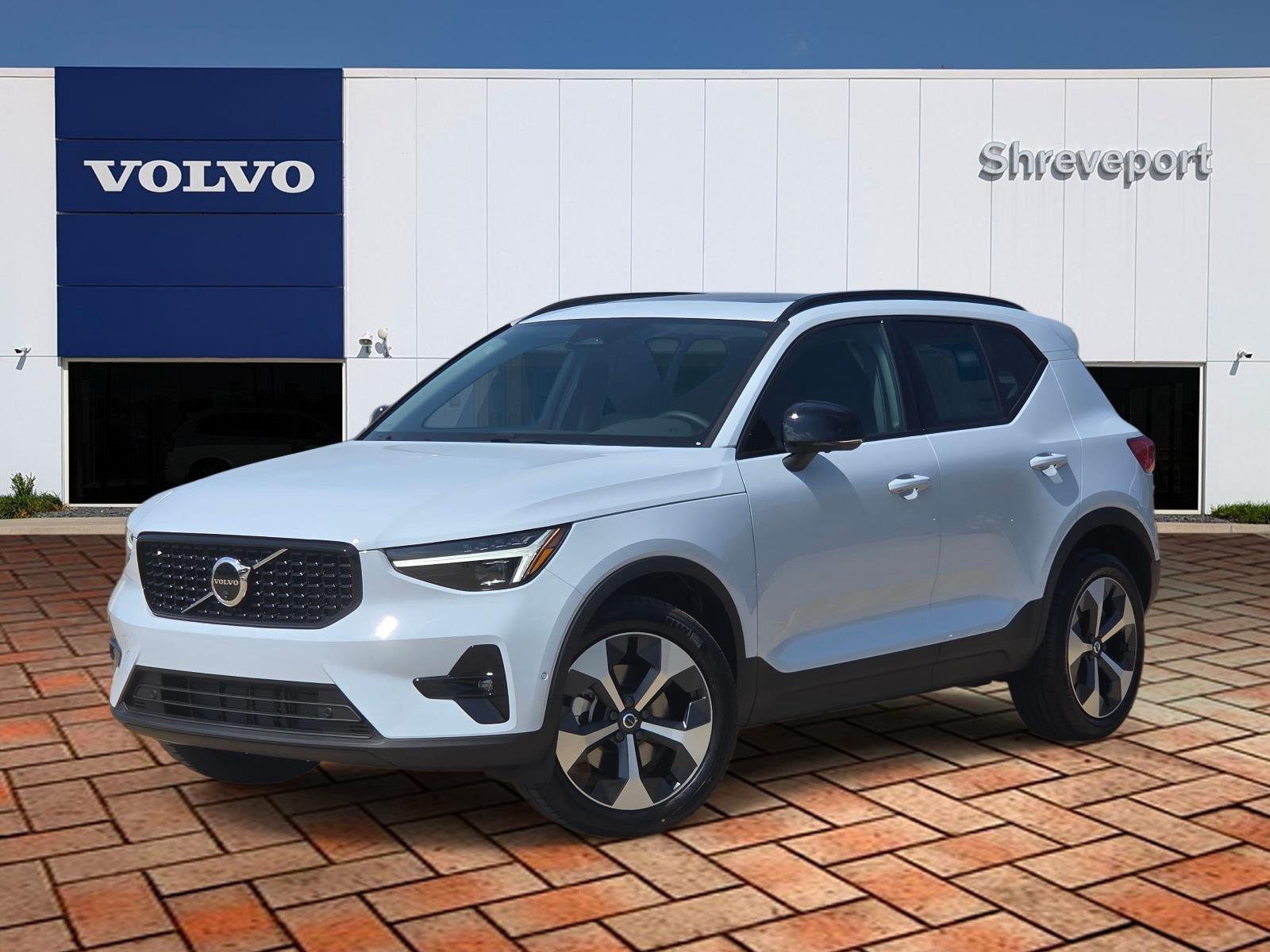 Cloud Blue 2026 Volvo XC40 SUV / Crossover All-Wheel Drive Automatic