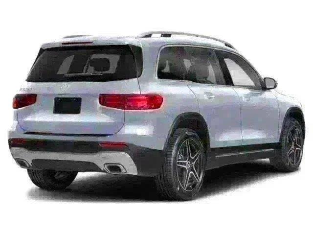 New 2025 Cirrus Silver Metallic Mercedes-Benz GLB 250 image 2