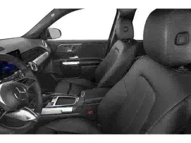 New 2025 Cirrus Silver Metallic Mercedes-Benz GLB 250 image 6