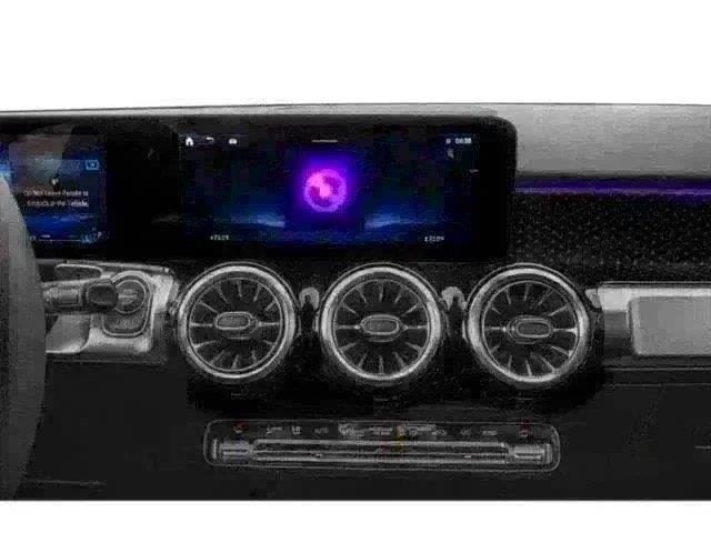 New 2025 Cirrus Silver Metallic Mercedes-Benz GLB 250 image 7