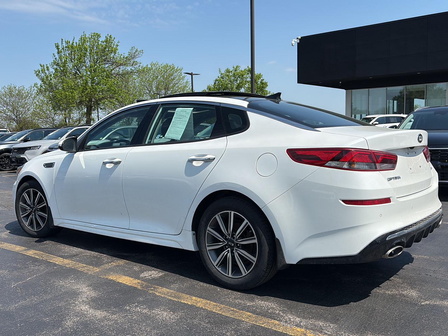 Used 2019 Snow White Pearl Kia EX image 5