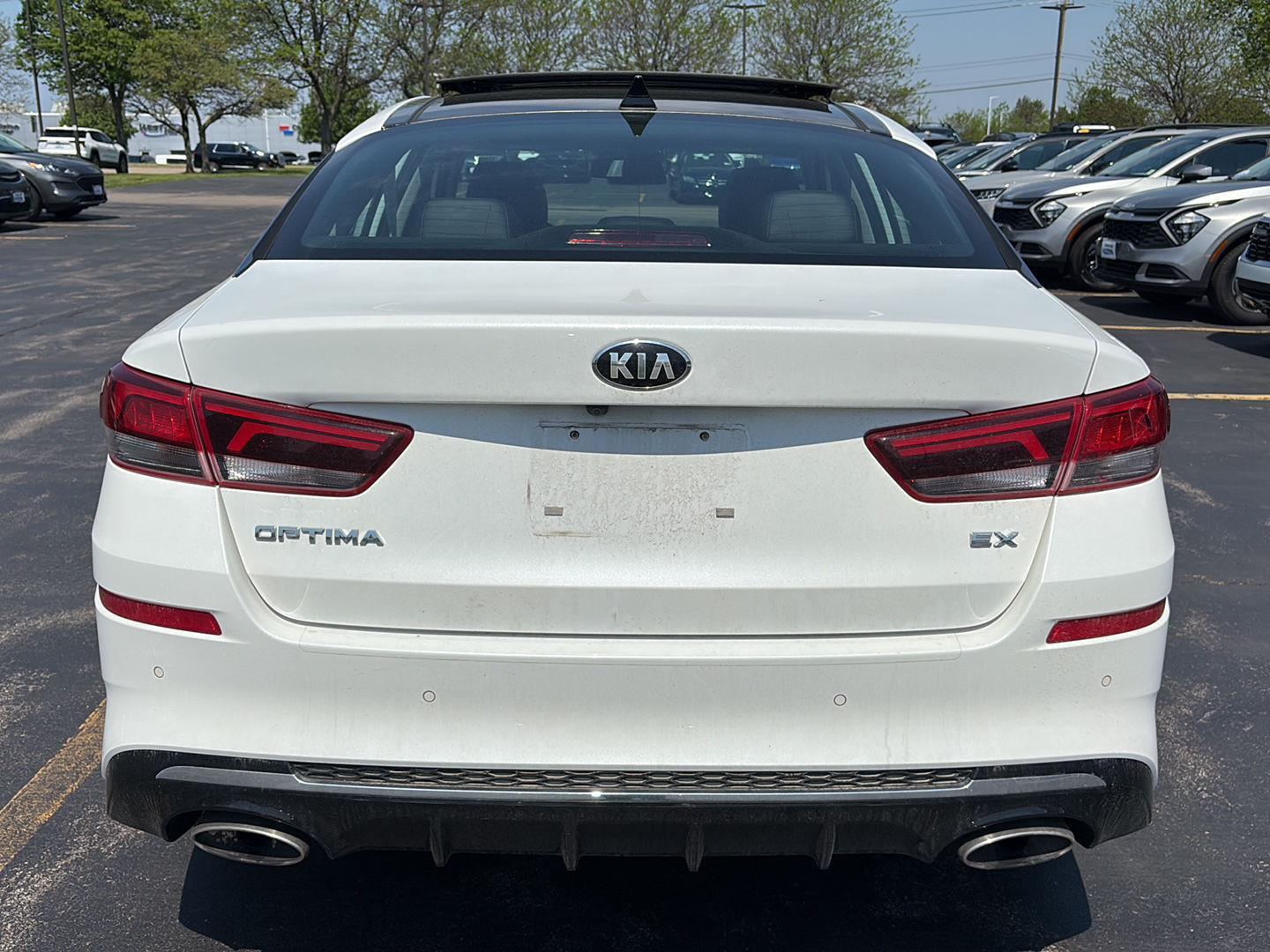 Used 2019 Snow White Pearl Kia EX image 12