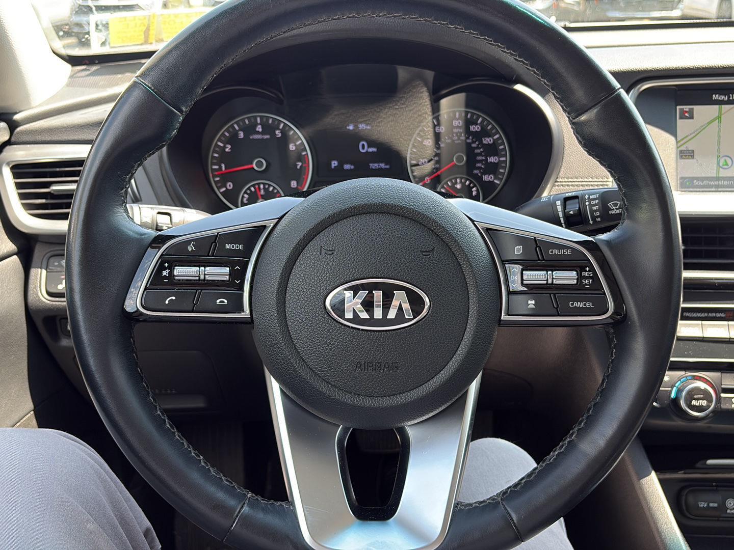 Used 2019 Snow White Pearl Kia EX image 16