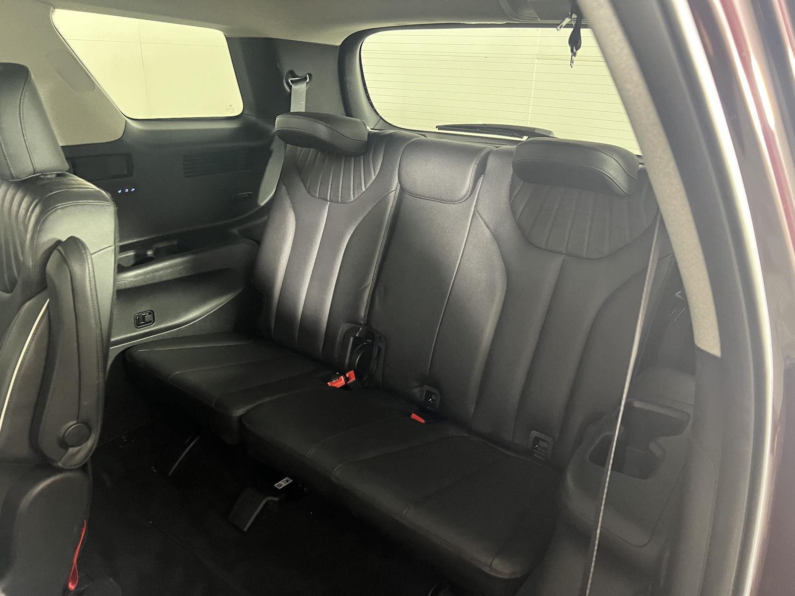 Used 2023 Sierra Burgundy Hyundai Limited image 15