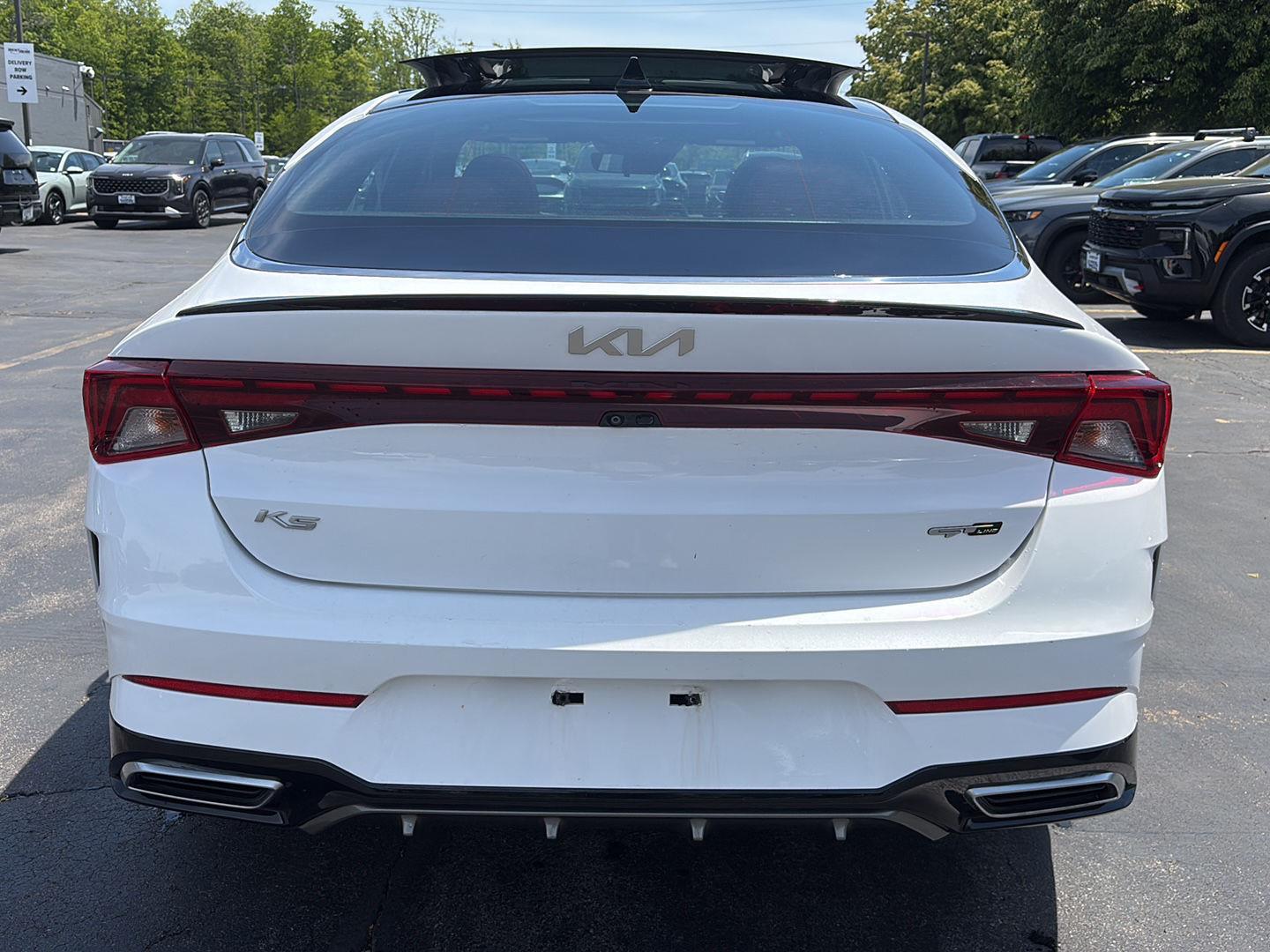 Used 2022 Glacial White Pearl Kia GT-Line image 14