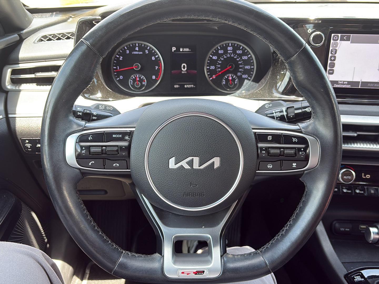 Used 2022 Glacial White Pearl Kia GT-Line image 18