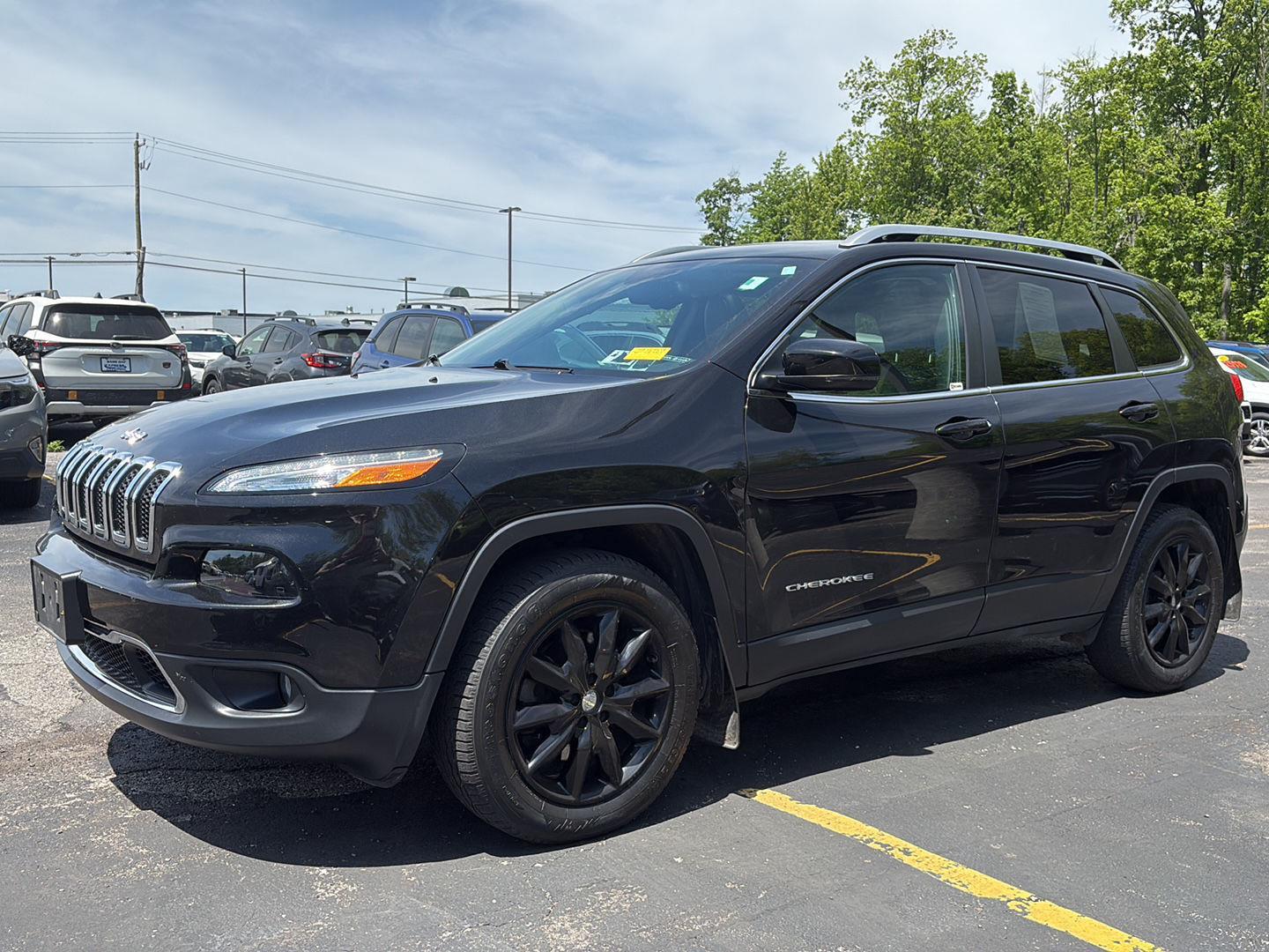 Used 2016 Brilliant Black Crystal Pearlcoat Jeep Limited image 15