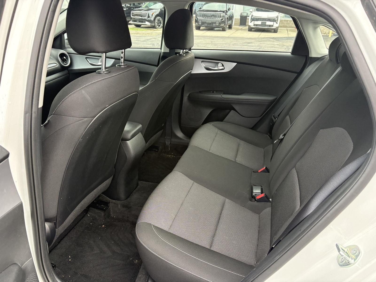 Certified Used 2023 Snow White Pearl Kia LXS image 9
