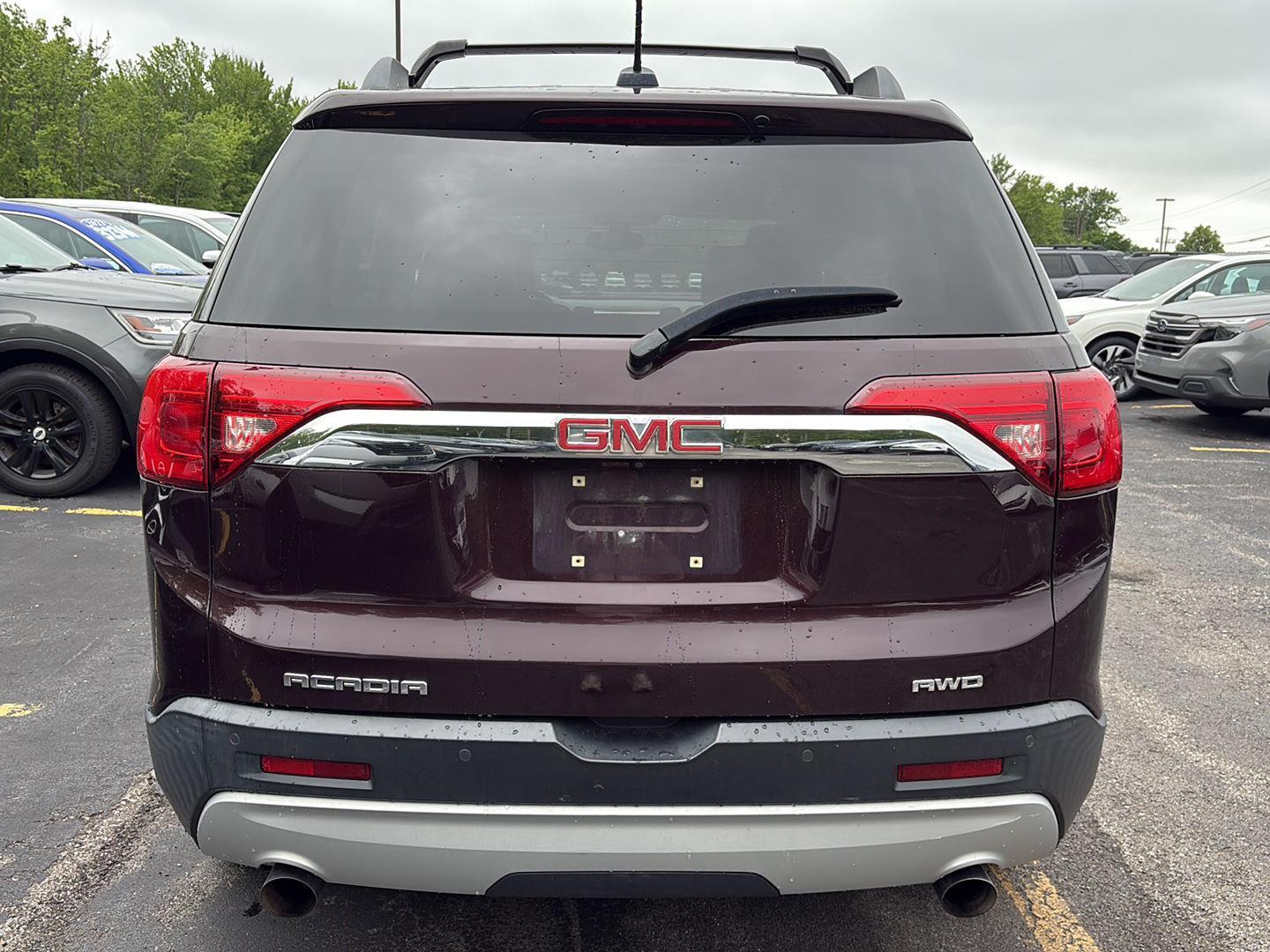 Used 2018 Black Cherry Metallic GMC SLT image 13