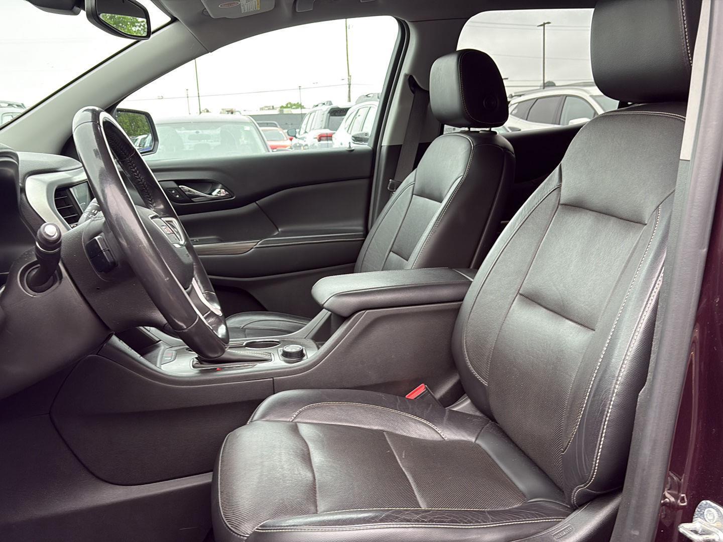 Used 2018 Black Cherry Metallic GMC SLT image 6