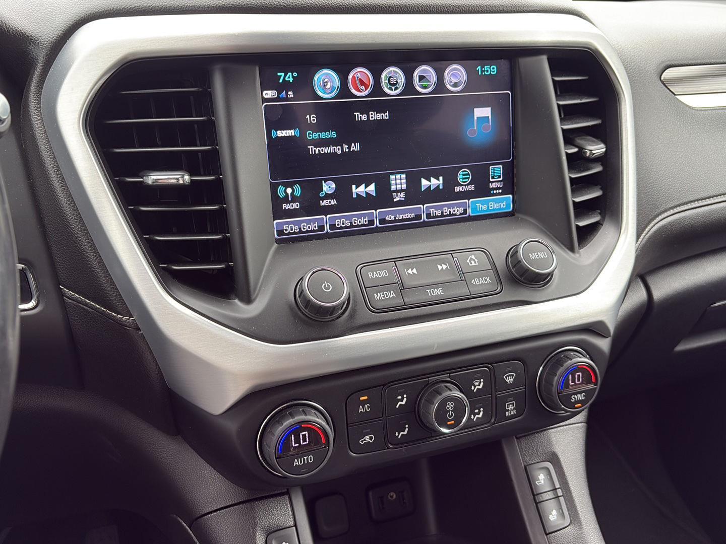 Used 2018 Black Cherry Metallic GMC SLT image 8