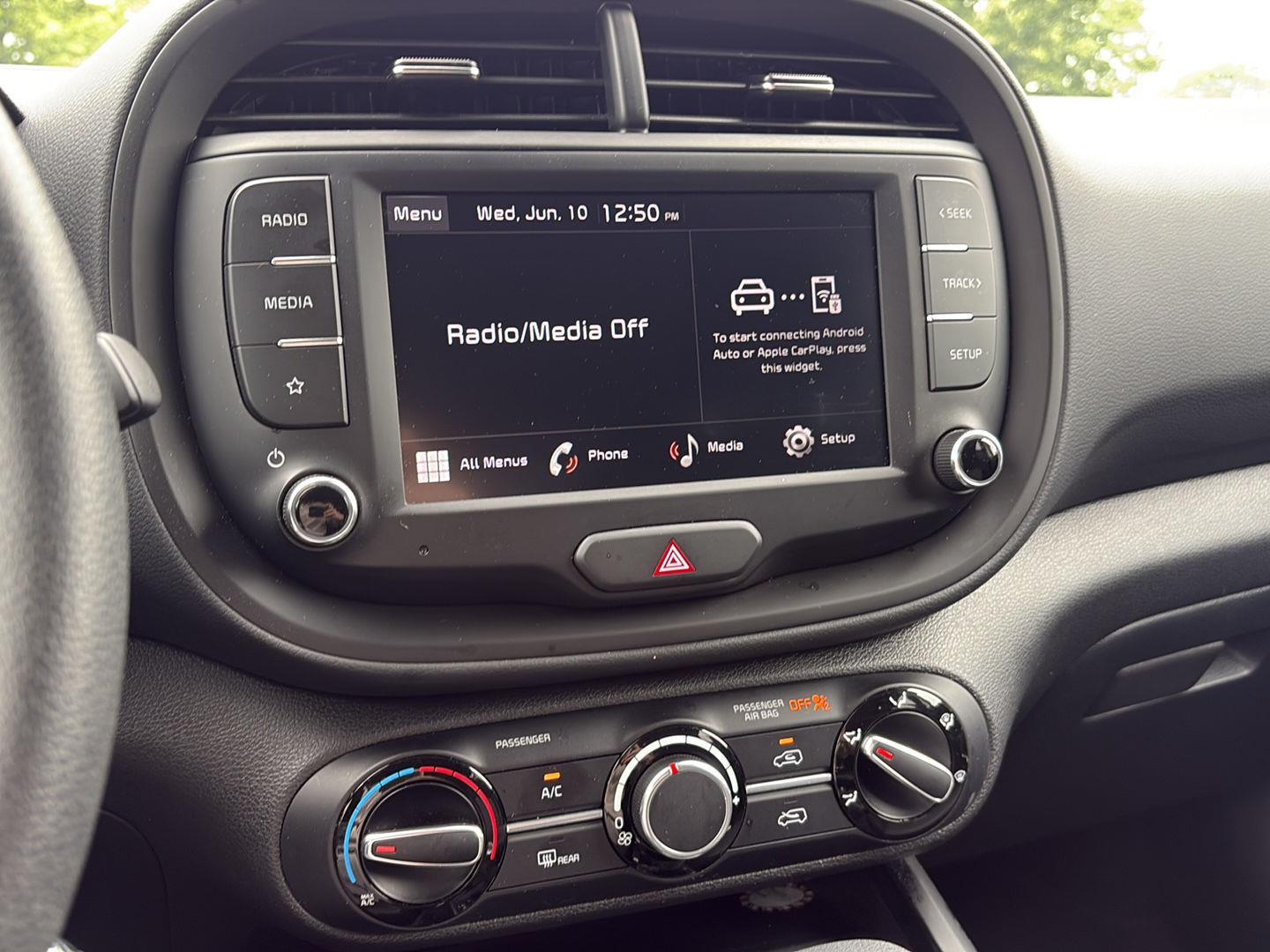 Certified Used 2025 Gravity Gray Kia LX image 7