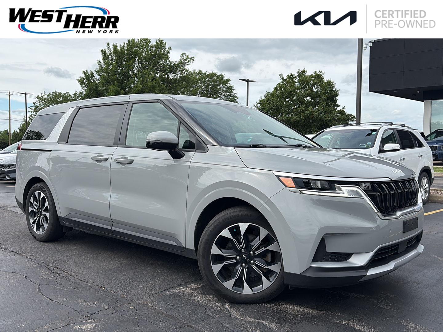 2024 Kia Carnival EX