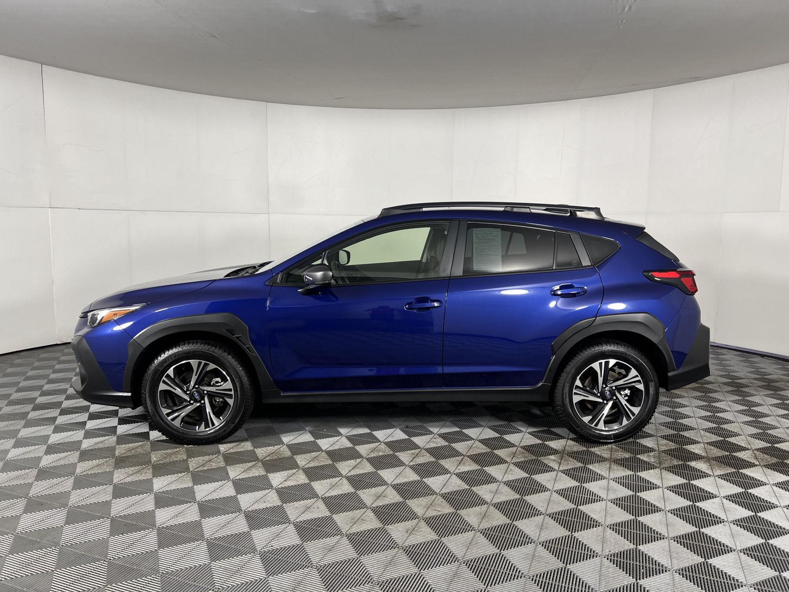 Used 2024 Sapphire Blue Pearl Subaru Premium image 17