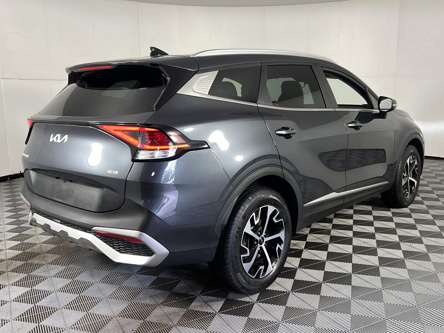 Certified Used 2023 Gravity Gray Kia EX image 18