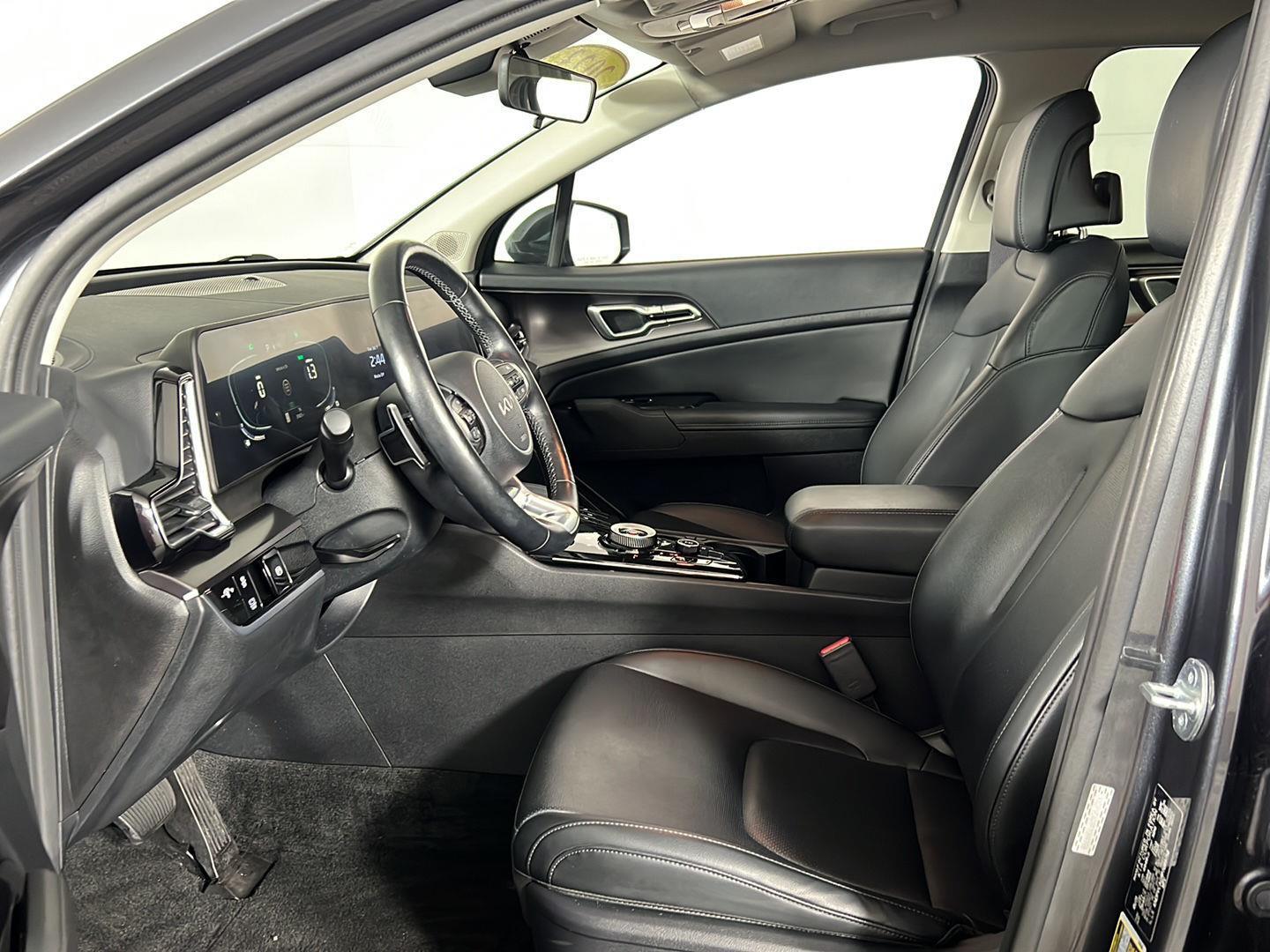 Certified Used 2023 Gravity Gray Kia EX image 5