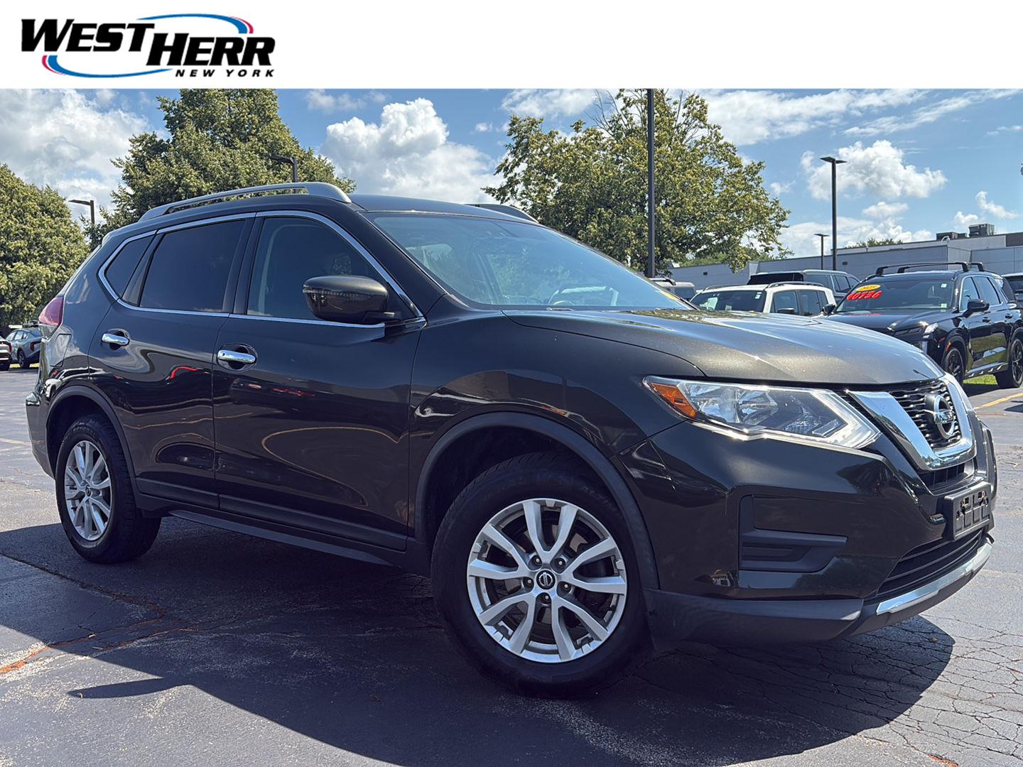 2017 Nissan Rogue SV