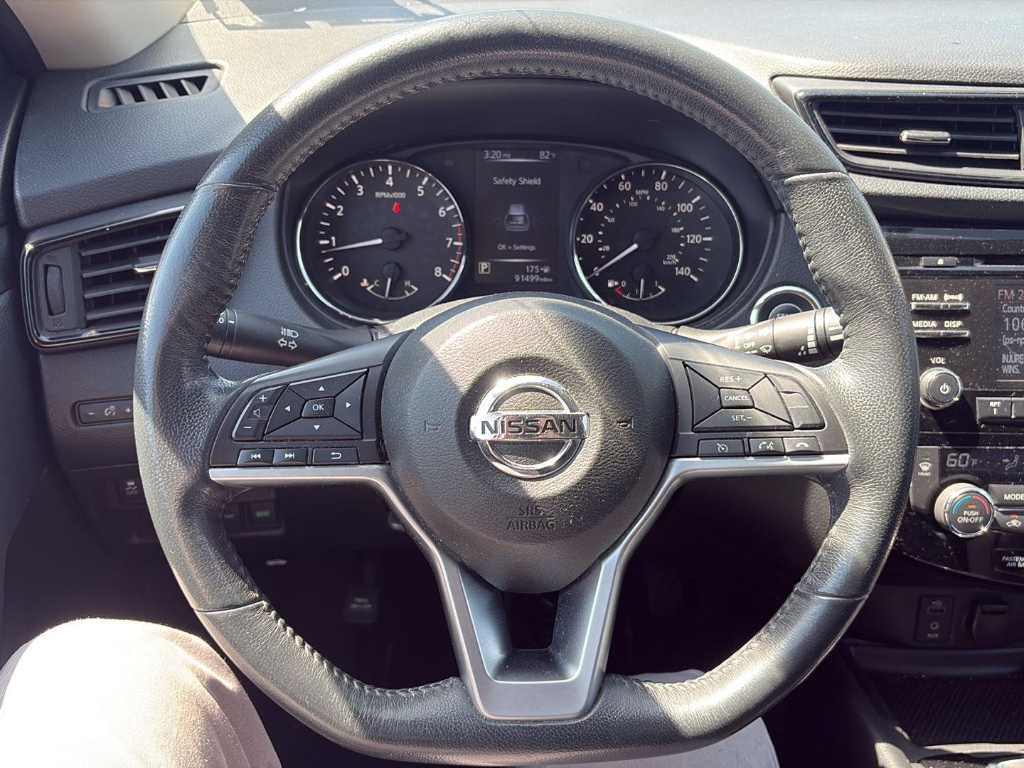 Used 2017 Midnight Jade Nissan SV image 16