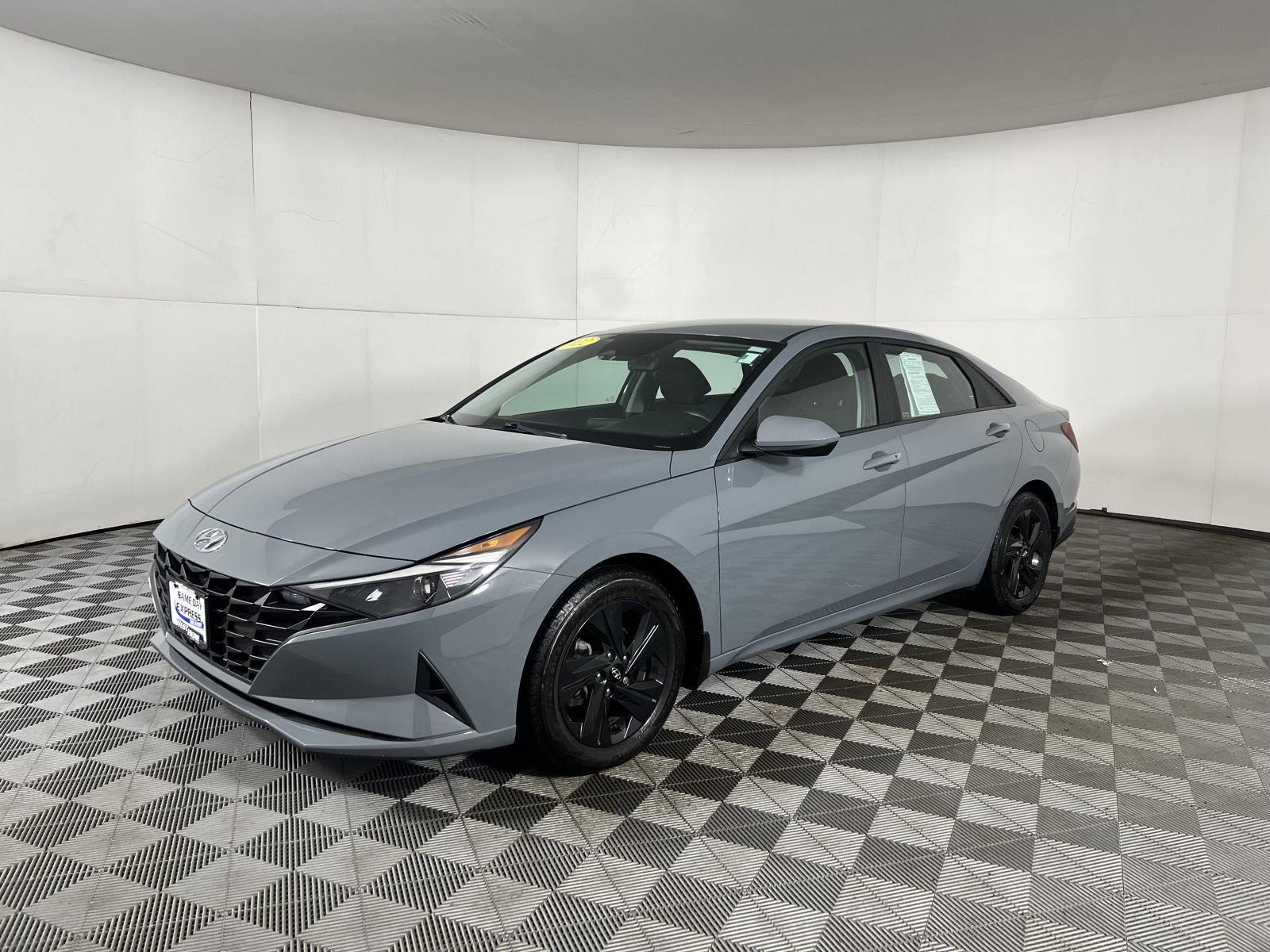 Used 2022 Electric Shadow Hyundai Blue image 14