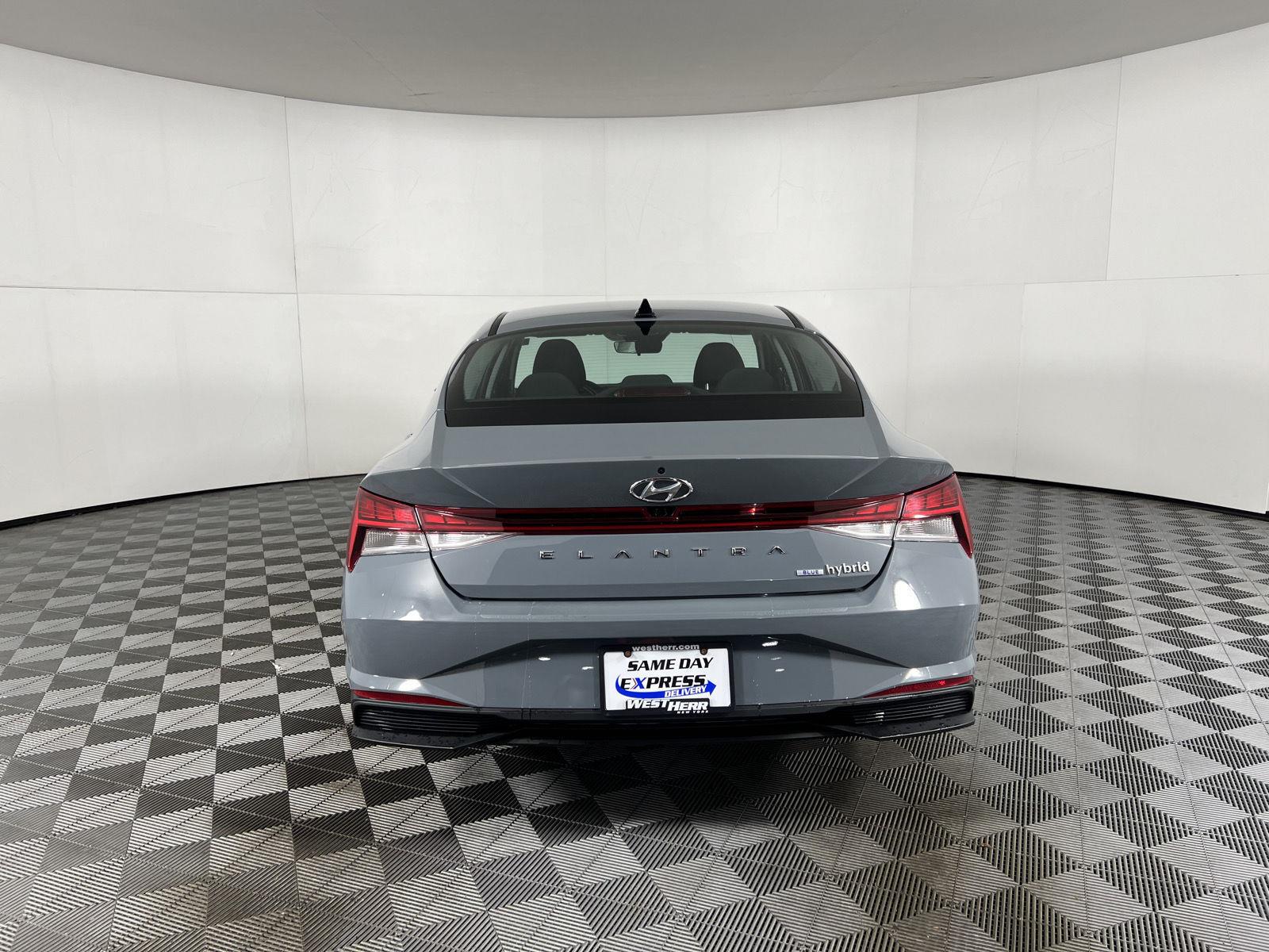 Used 2022 Electric Shadow Hyundai Blue image 11