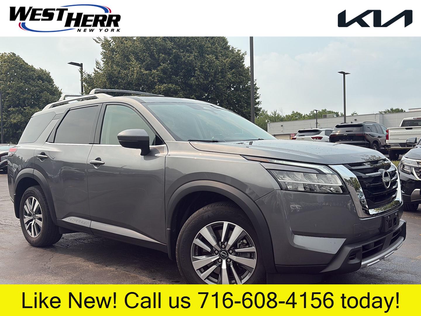  2024 Nissan Pathfinder SL 4WD   