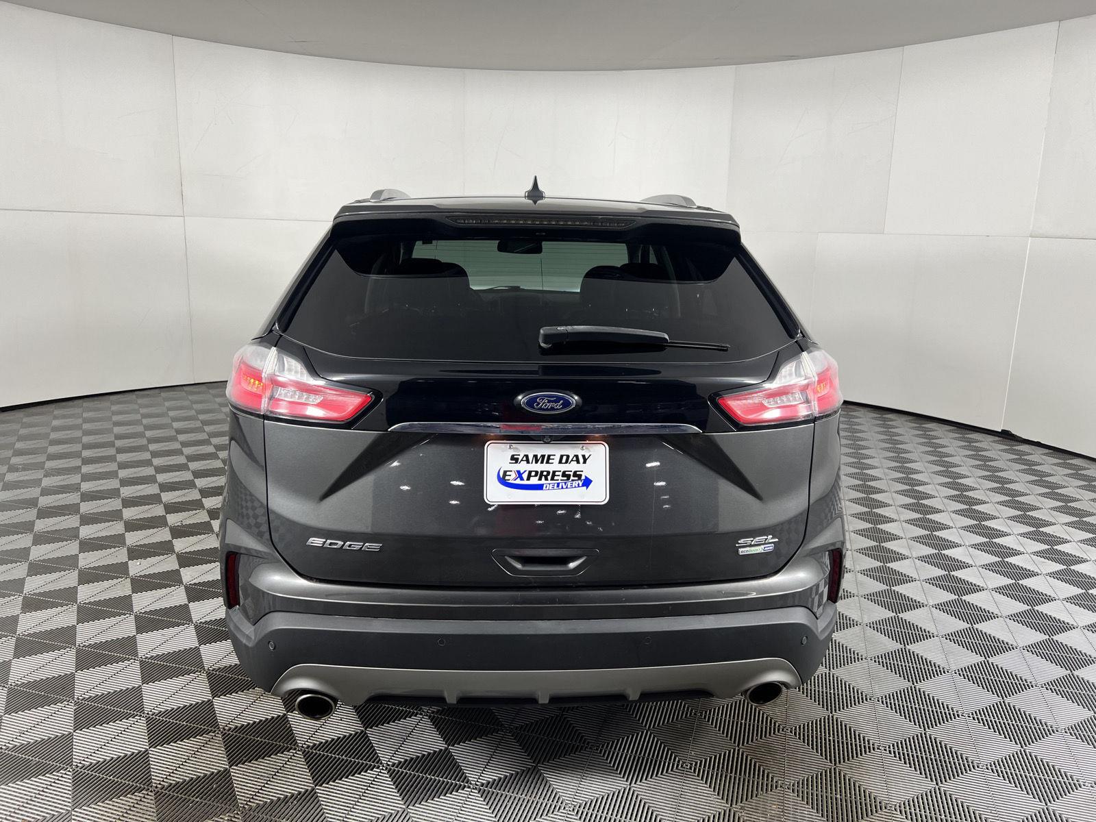 Used 2019 Magnetic Ford SEL image 14