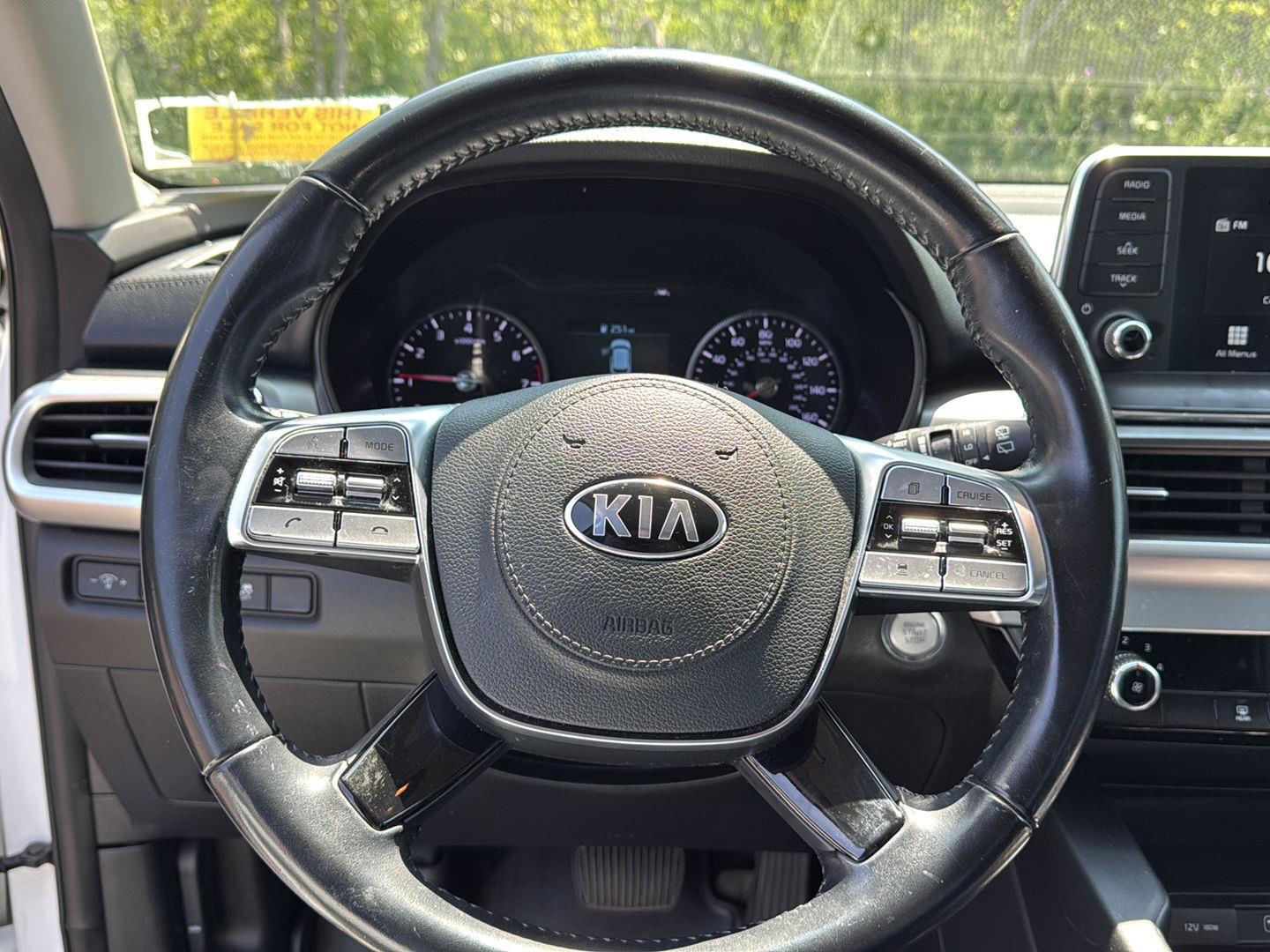 Used 2021 Snow White Pearl Kia LX image 10