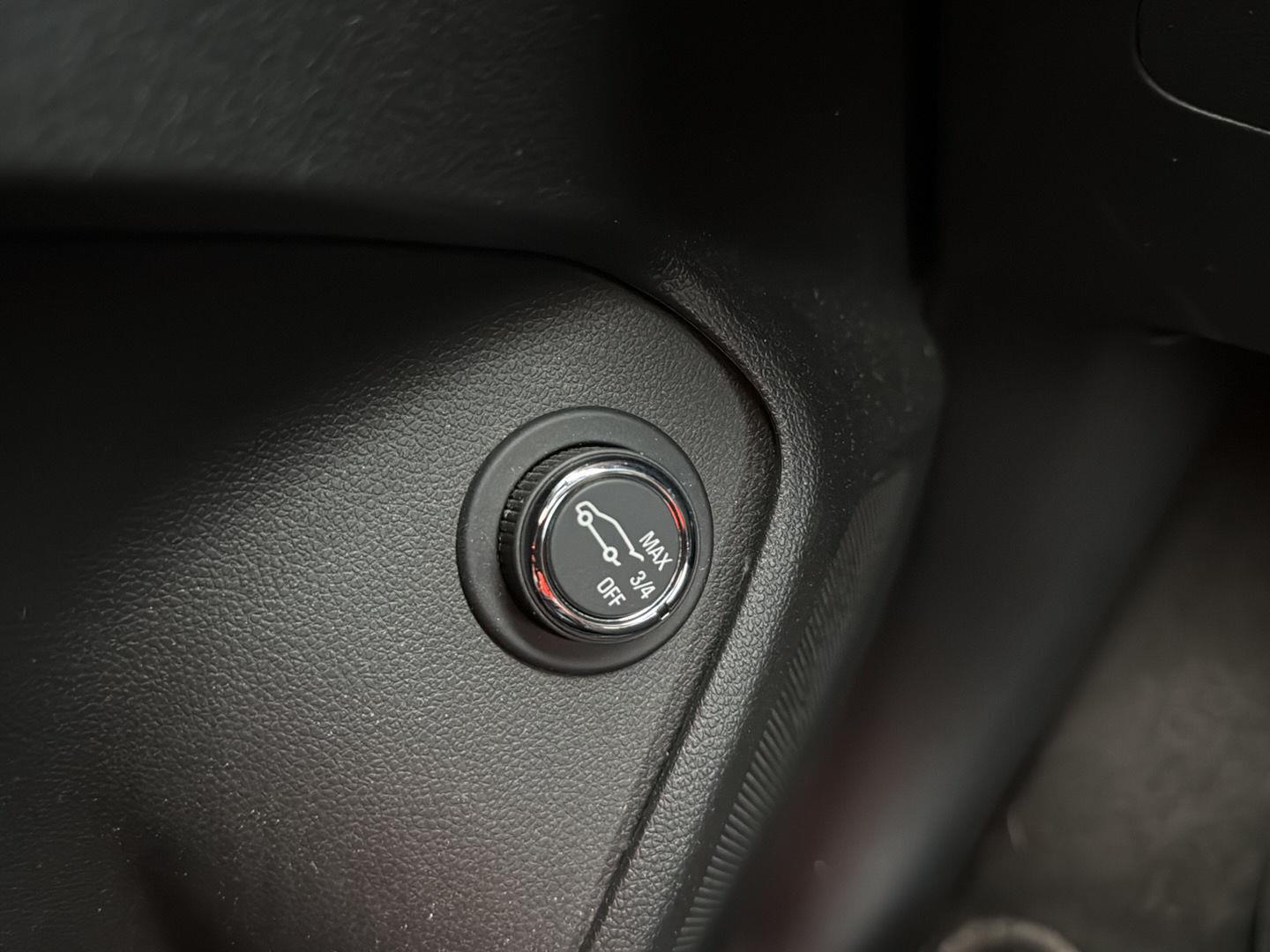 Used 2024 Fountain Blue Chevrolet RS image 10