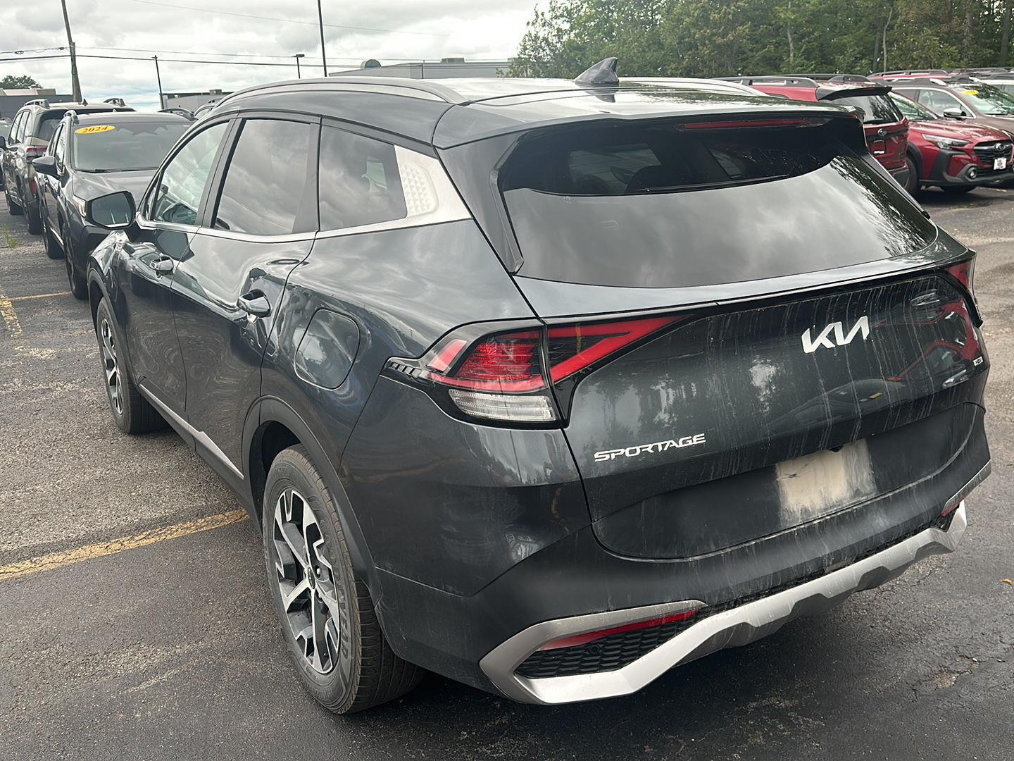 Used 2023 Gravity Gray Kia EX image 3